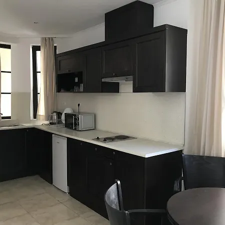 Pearl Beach In The Cliff Apartman *