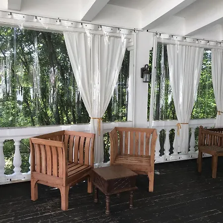 Pearl Beach In The Cliff Apartman