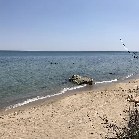 Pearl Beach In The Cliff Apartman