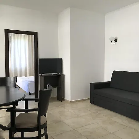 Pearl Beach In The Cliff Apartment Obsor