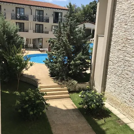 Apartment Pearl Beach In The Cliff Obsor