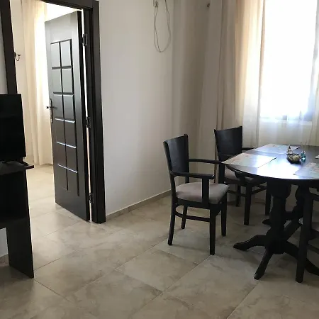 Pearl Beach In The Cliff Apartment Obsor