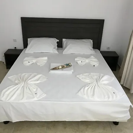 Pearl Beach In The Cliff Apartment